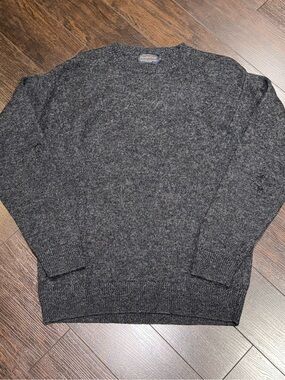 Pendleton Men's Charcoal Crewneck Washable Wool Sweater Size Medium Flaws!